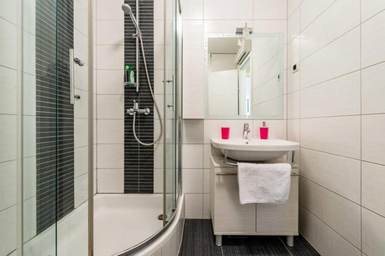 ספליט Near Beach Apartment Reno With Private Parking מראה חיצוני תמונה