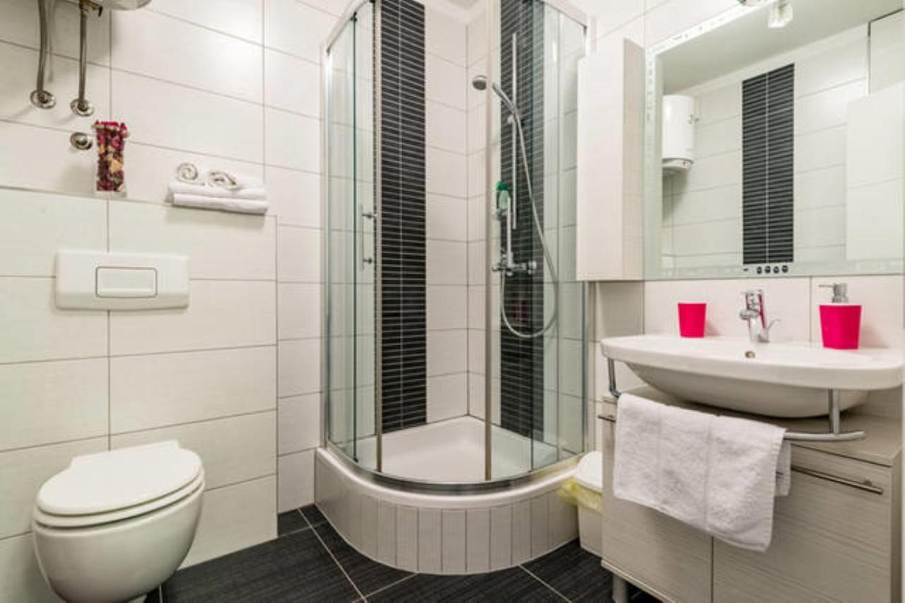 ספליט Near Beach Apartment Reno With Private Parking מראה חיצוני תמונה