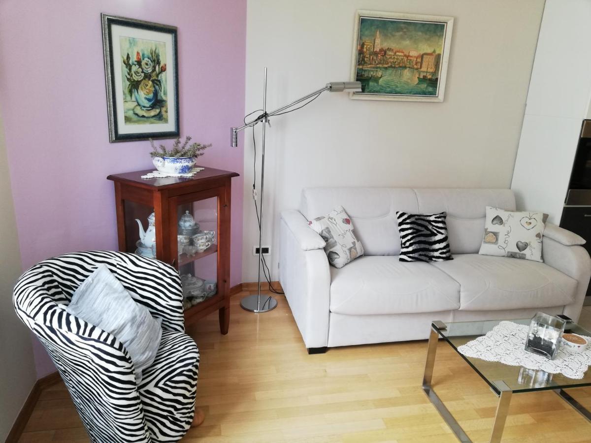 ספליט Near Beach Apartment Reno With Private Parking מראה חיצוני תמונה