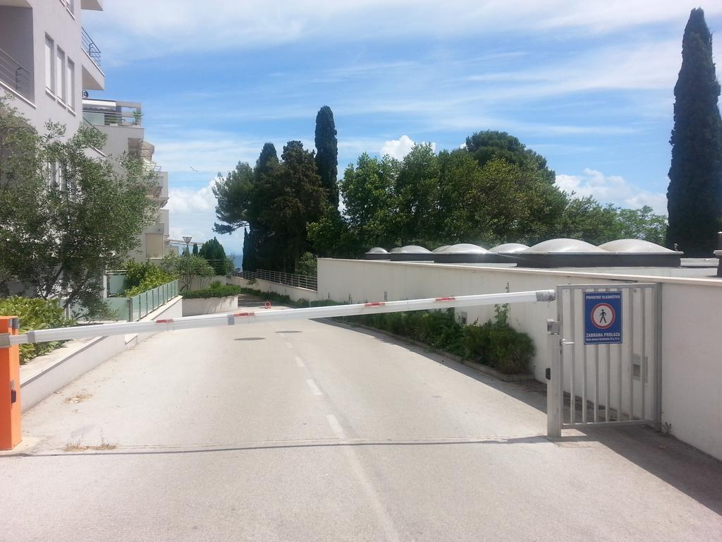 ספליט Near Beach Apartment Reno With Private Parking מראה חיצוני תמונה