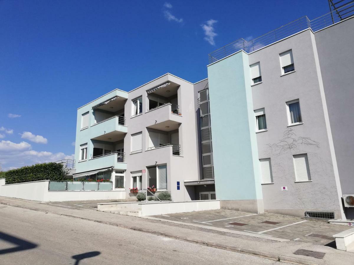 ספליט Near Beach Apartment Reno With Private Parking מראה חיצוני תמונה
